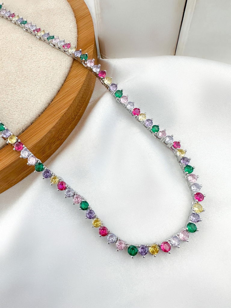 Colar folheado a ouro 18k e prata detalhe em zircônias - Fecho Tranqueta.