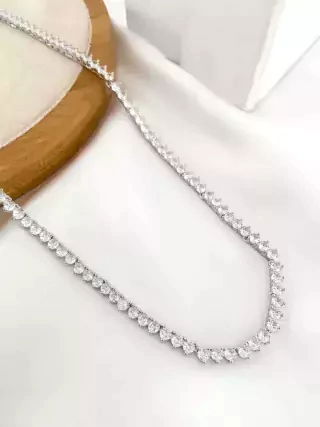 Colar folheado a ouro 18k e prata detalhe em zircônias - Fecho Tranqueta.