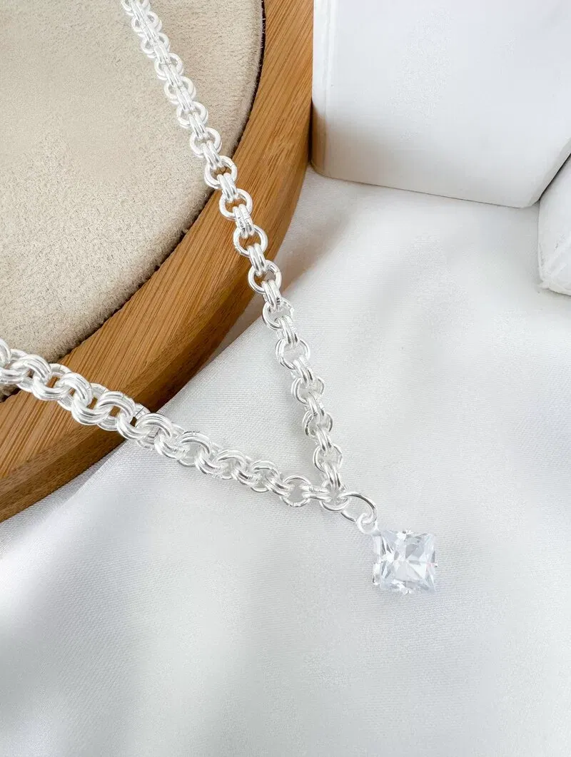 Colar Folheado a Ouro 18k e Prata Elos Duplos com Pedra de Zircônia