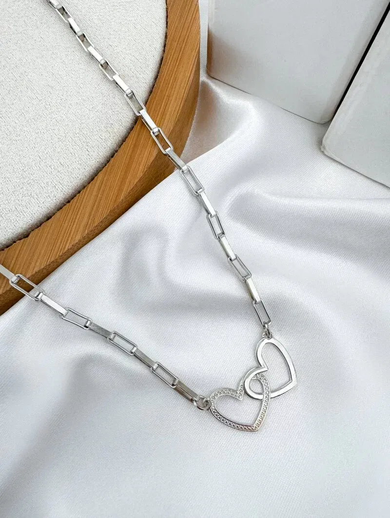 Colar Folheado a Ouro 18k e Prata Elos Quadrados com Corações