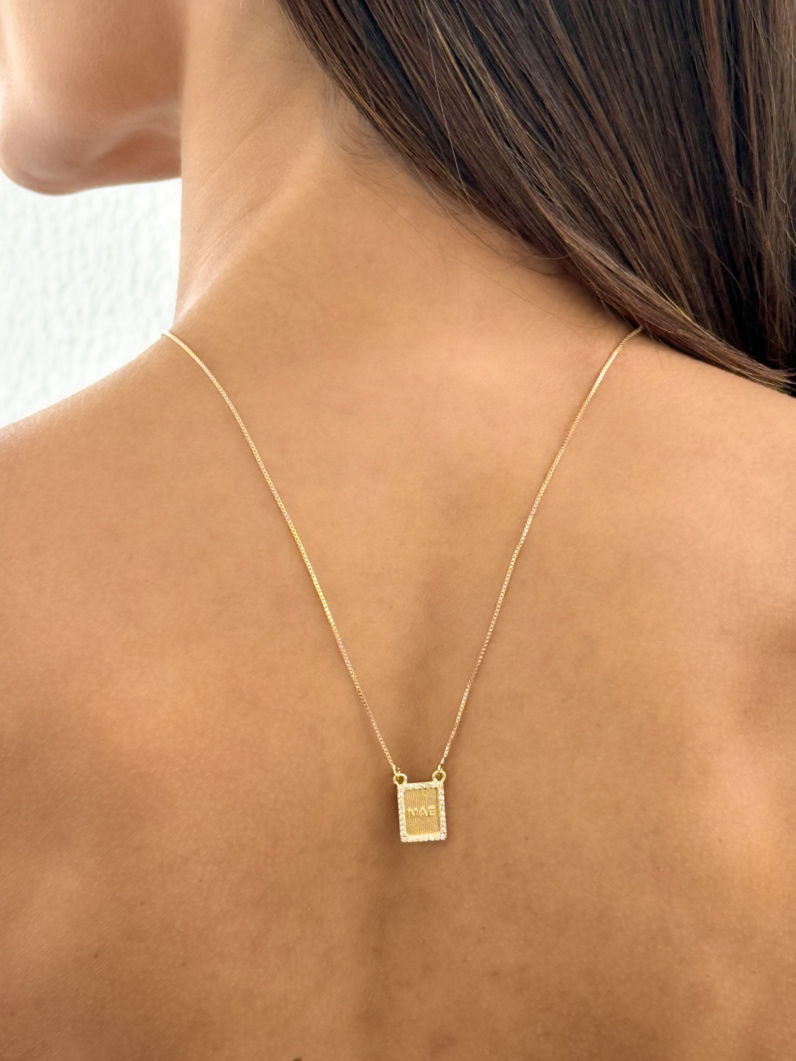 Colar Folheado a Ouro 18k e Prata Escapulario Design Menino e Menina