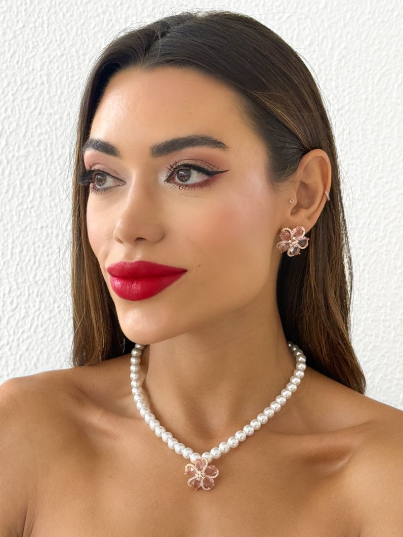 Conjunto Colar e Brinco Folheado a Ouro 18k e Prata Flor Pérola Zircônia