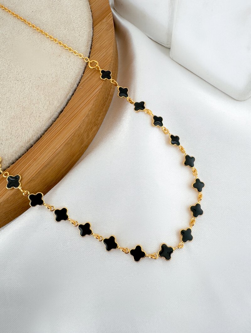 Colar Folheado a Ouro 18k e Prata Inspiração Joalheria com Detalhes Resinados