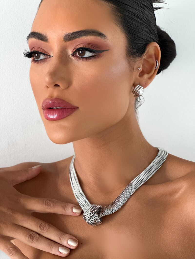 Colar Folheado a Ouro 18k e Prata Malha com Detalhe Nó