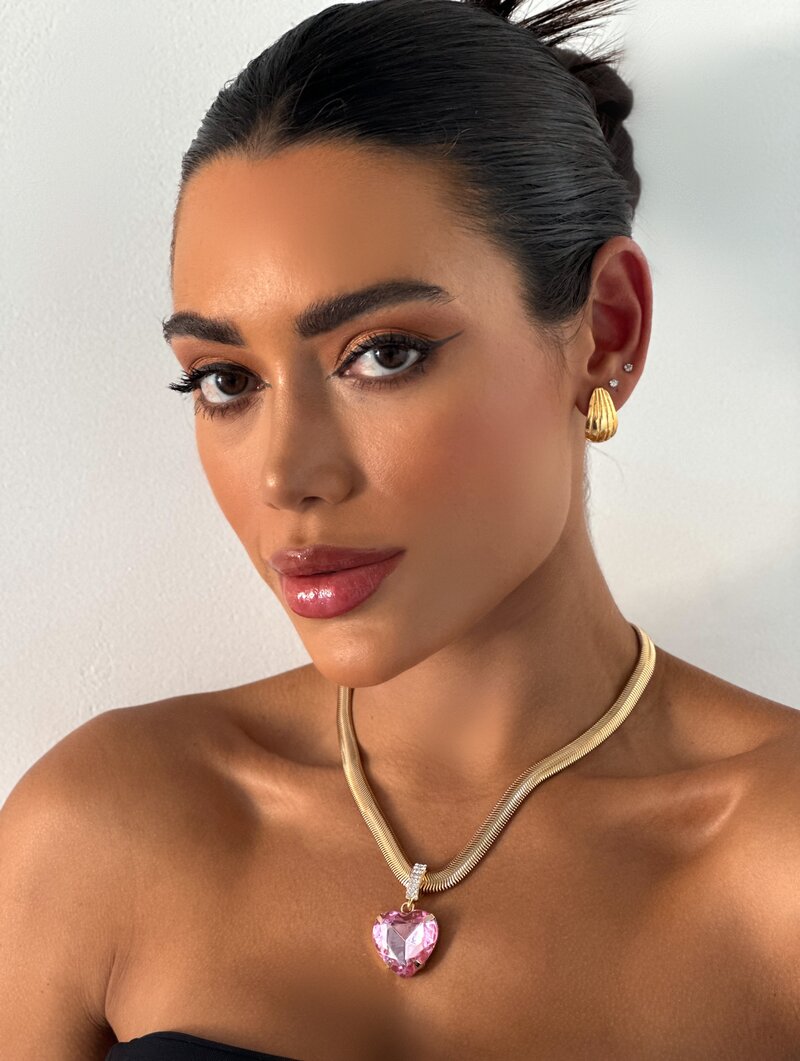 Colar Folheado a Ouro 18k e Prata Malha com Pingente Coração de Zircônia