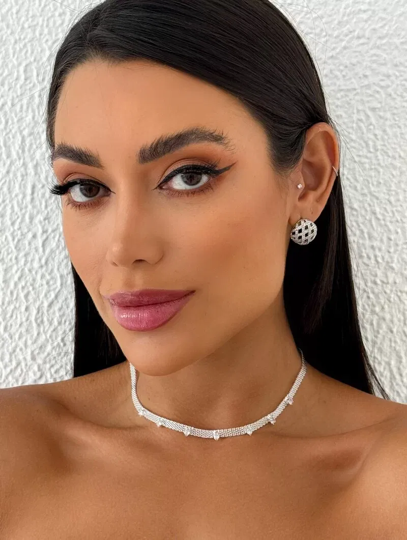 Colar Folheado a Ouro 18k e Prata Manta com Zircônias Cristais