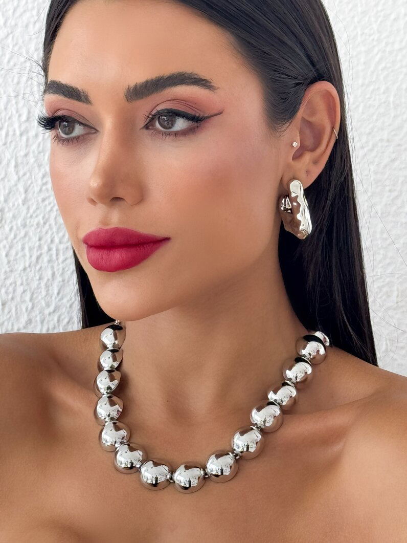 Colar Folheado a Ouro 18k e Prata Meia esferas