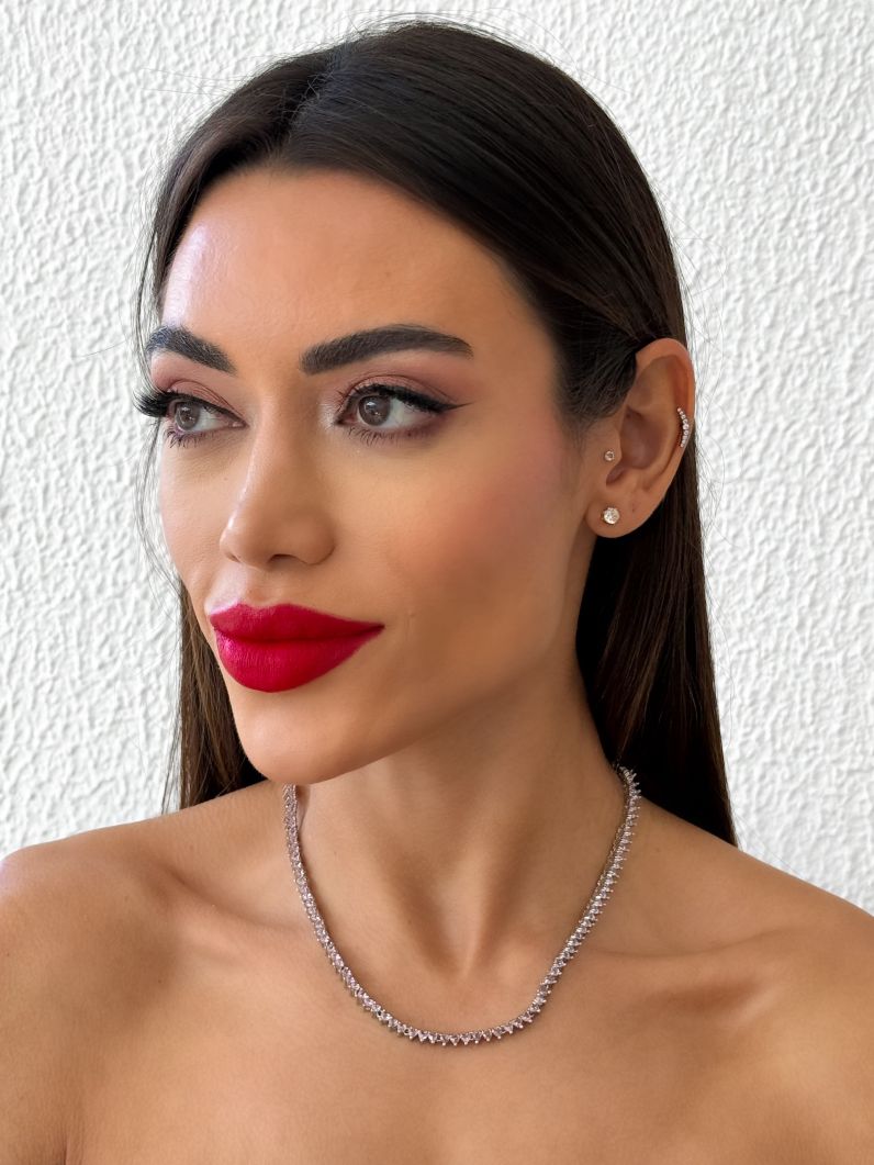 Colar Folheado a Ouro 18k e Prata Mini Corações de Cristais