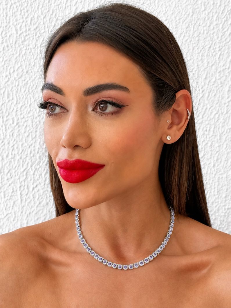Colar Folheado a Ouro 18k e Prata Mini Flores Cravejadas