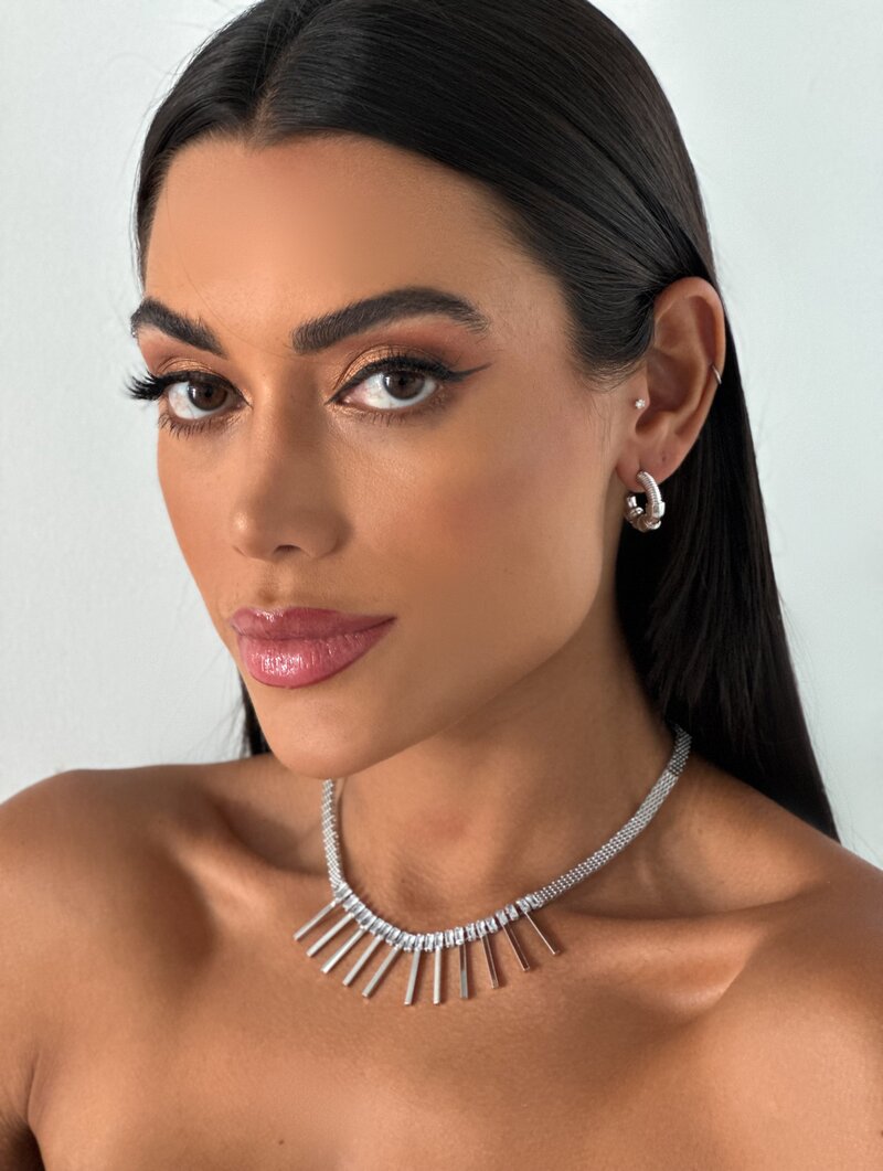 Colar Folheado a Ouro 18k e Prata Navetes com Filetes Lisos