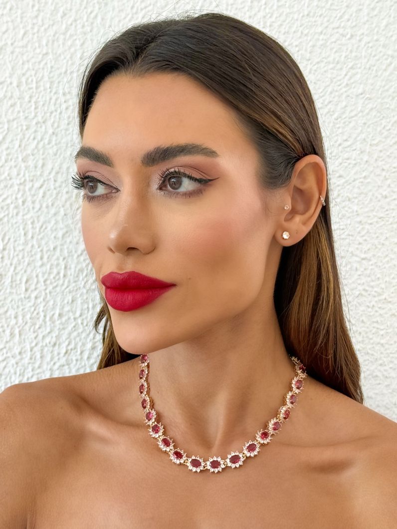 Colar Folheado a Ouro 18k e Prata Oval de Zircônia Cravejado