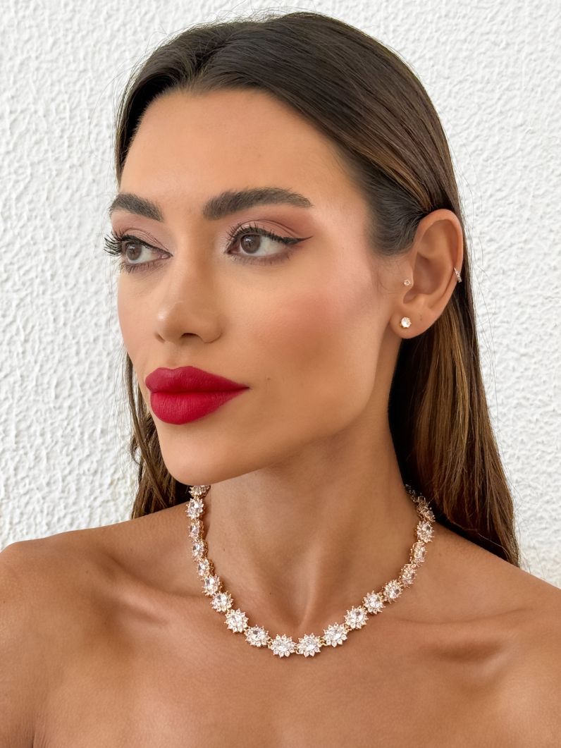 Colar Folheado a Ouro 18k e Prata Oval de Zircônia Cravejado