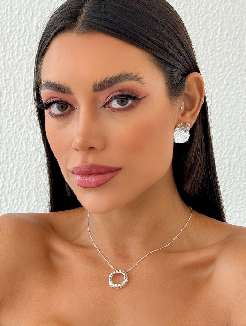 Colar Folheado a Ouro 18k e Prata Veneziana com Pingente Inspiração