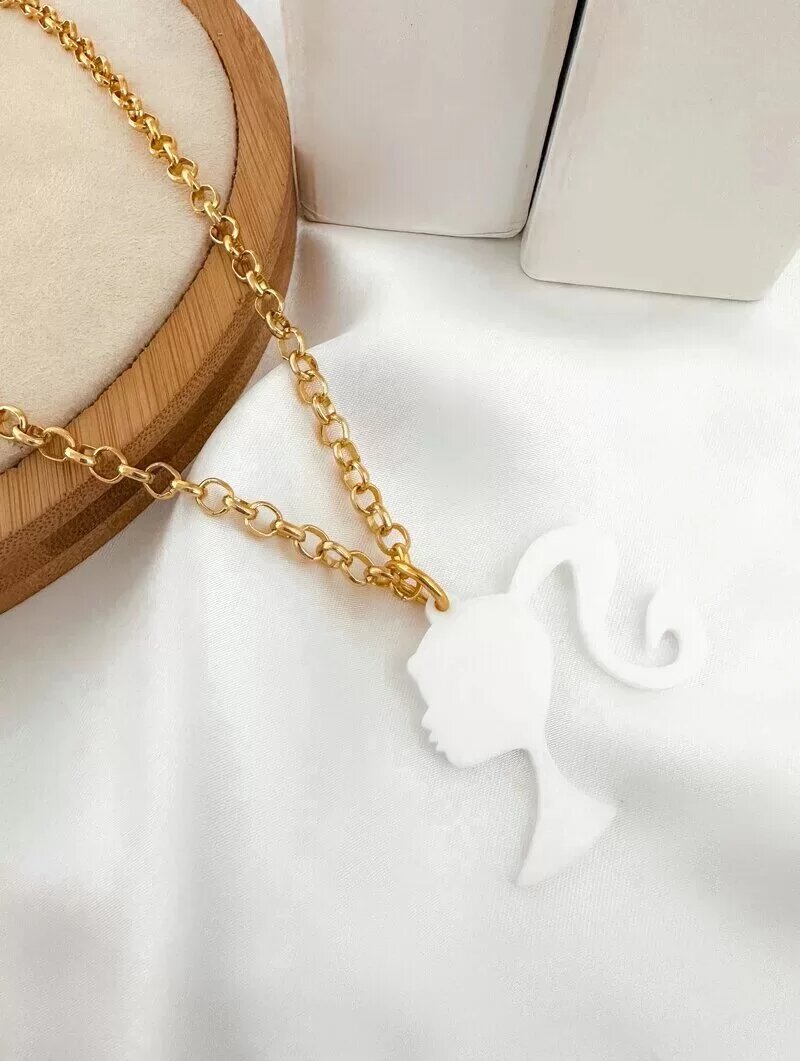 COLAR FOLHEADO A OURO 18K ELO PORTUGUÊS PINGENTE INSPIRAÇÃO BARBIE