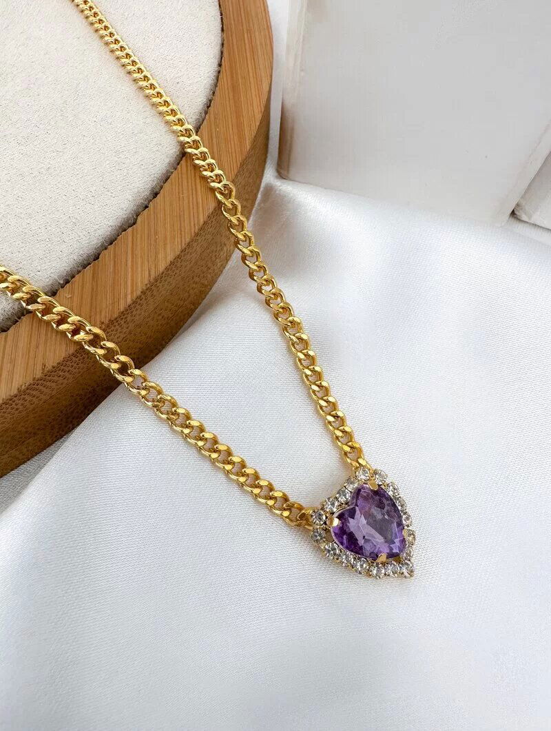 Colar Folheado a Ouro 18k Elos Pequenos com Pingente Coração de Zircônia com Borda Cravejada