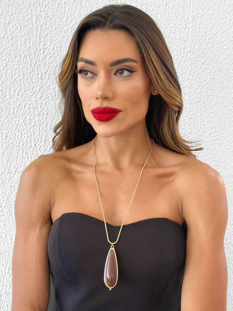 Colar Folheado a Ouro 18k Gota Longa Resinada