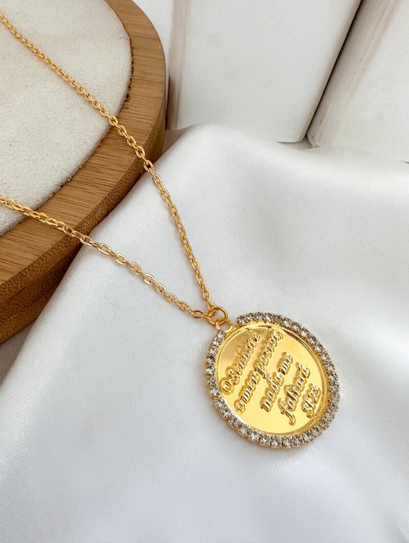 Colar Folheado a Ouro 18k Pingente 'O Senhor é Meu Pastor e Nada me Faltará'