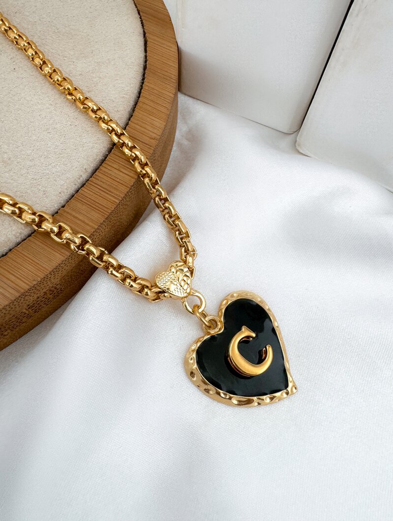 Colar Folheado a Ouro 18k Pingente de Coração Personalizado com Inicial
