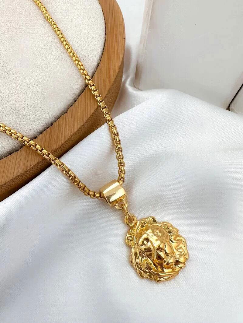 Colar Folheado a Ouro 18k Pingente Leão Trabalhado