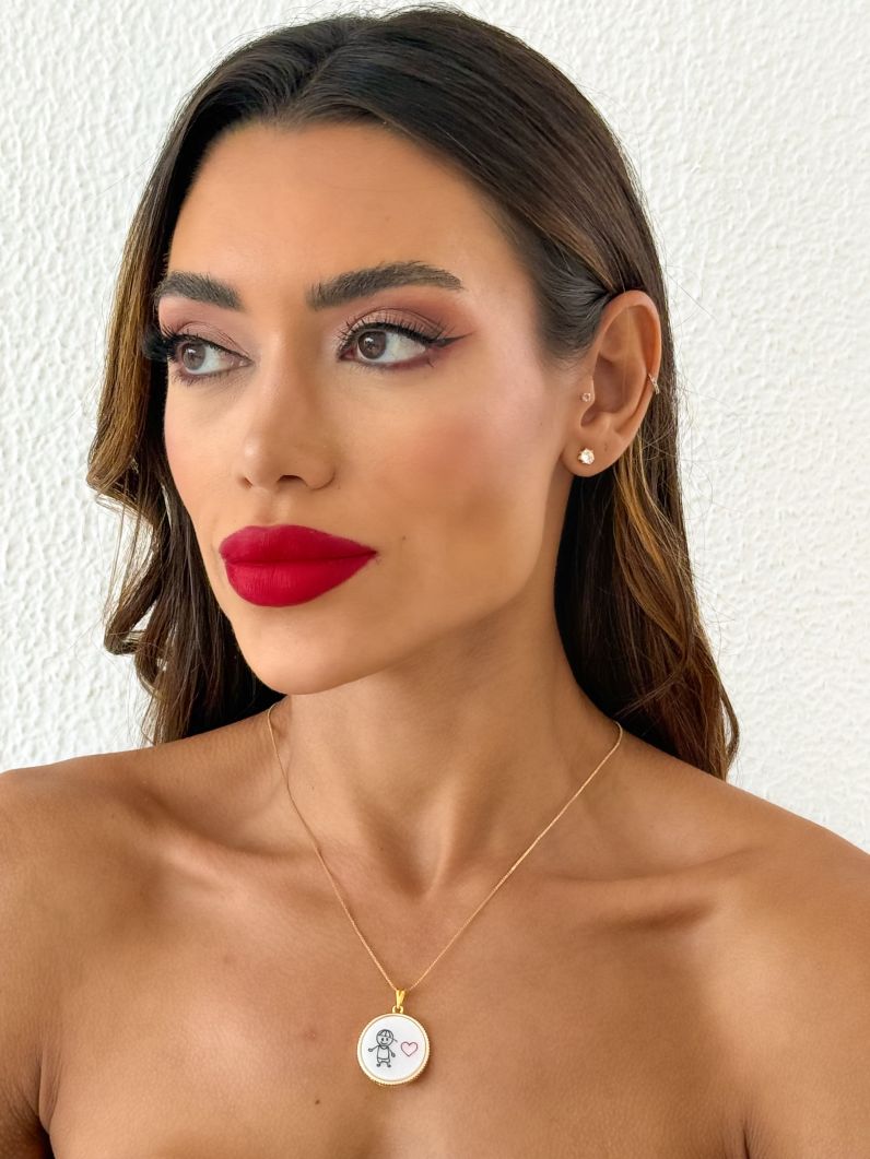 Colar Folheado a Ouro 18k Pingente Resinado Crianças