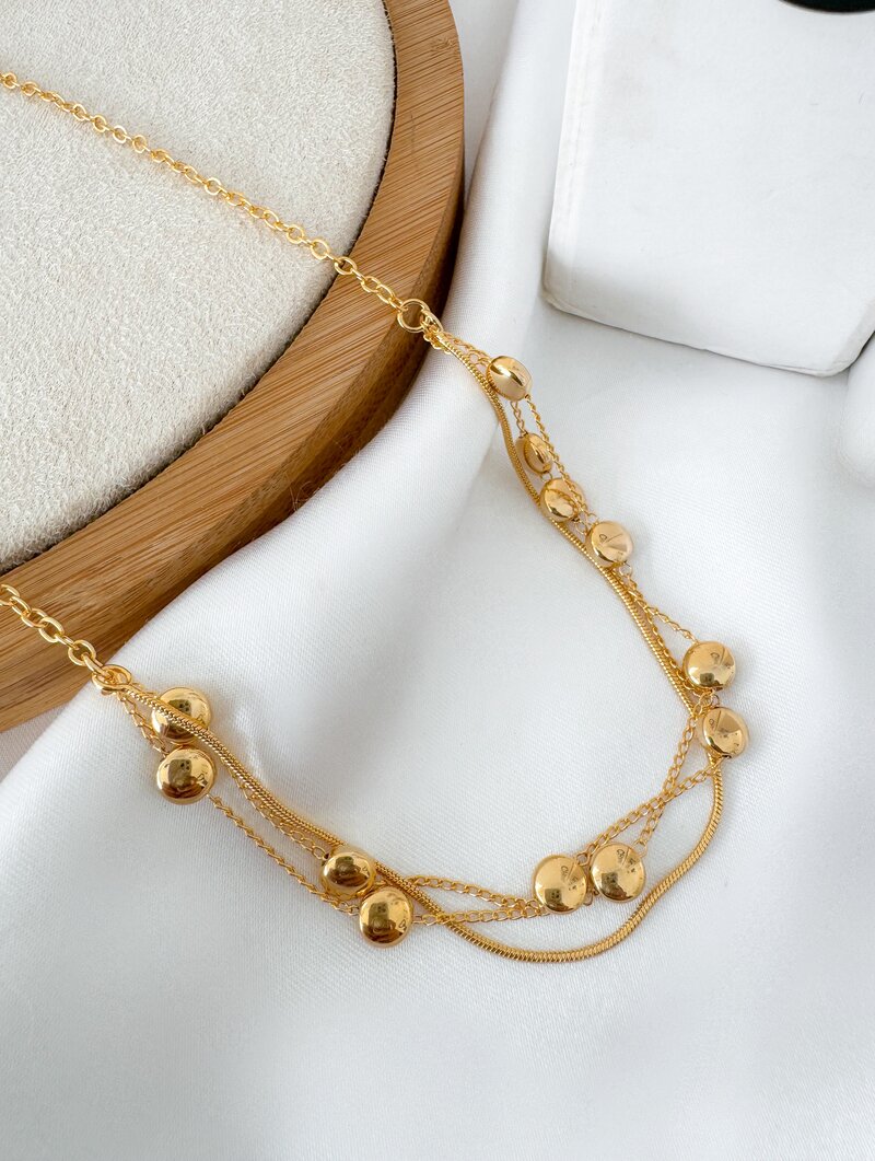 Colar Folheado a Ouro 18k Três Fios com Bottons Lisos