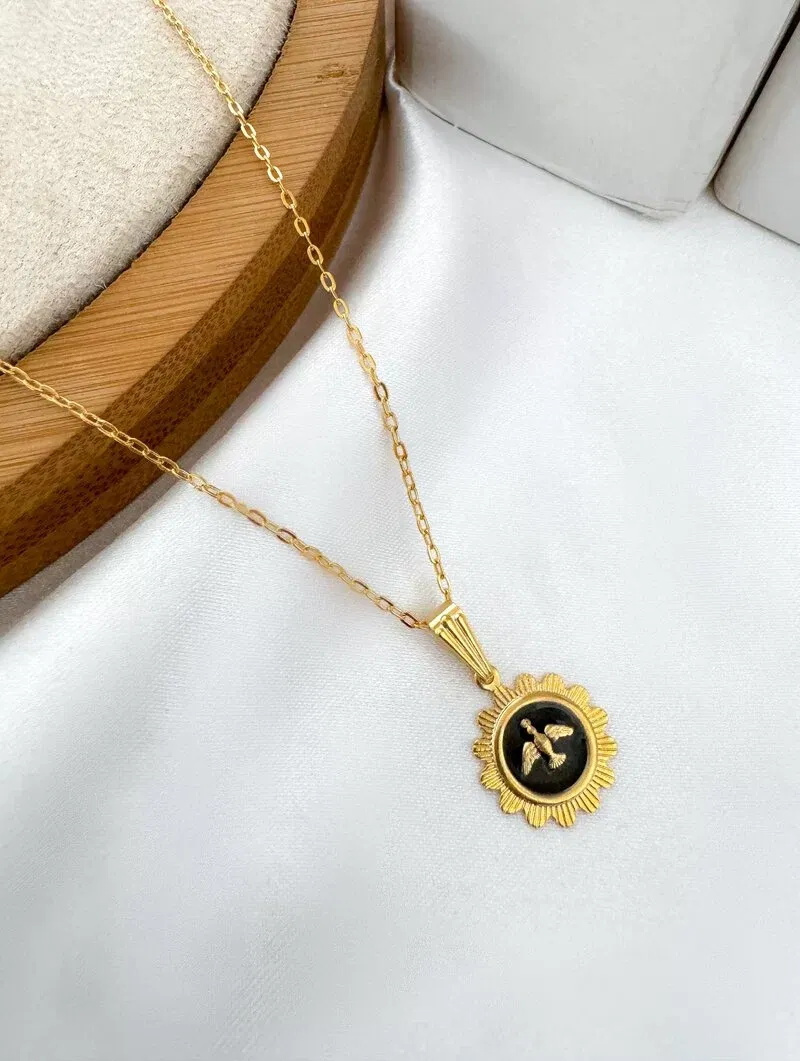 Colar Folheado a Ouro 18k Veneziana com Pingente Espírito Santo