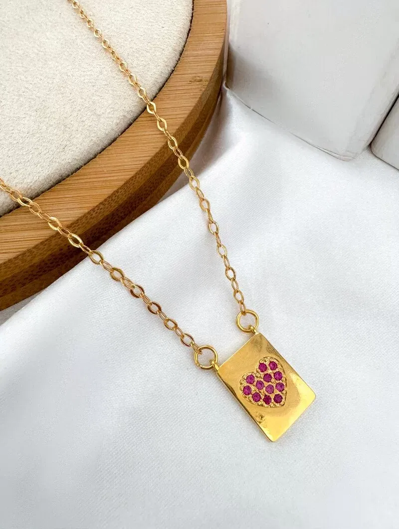 Colar Folheado a Ouro 18k Veneziana com Plaquinha Coração Cravejado