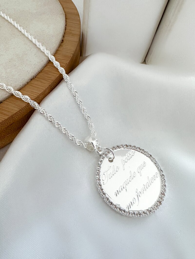 Colar Folheado a Prata 925 Cordão Baiano com Pingente Tudo Posso Naquele que Fortalece