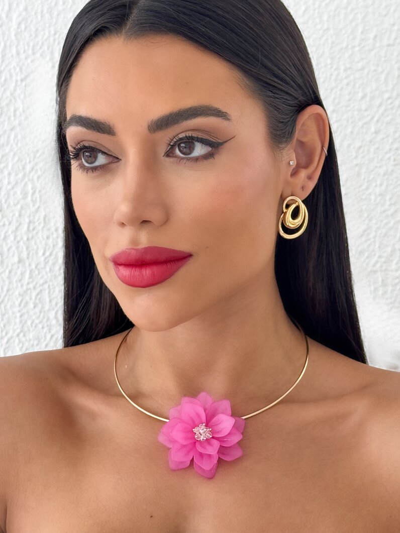 Colar Folheado a Prata 925 Flor de Resina com Cristais