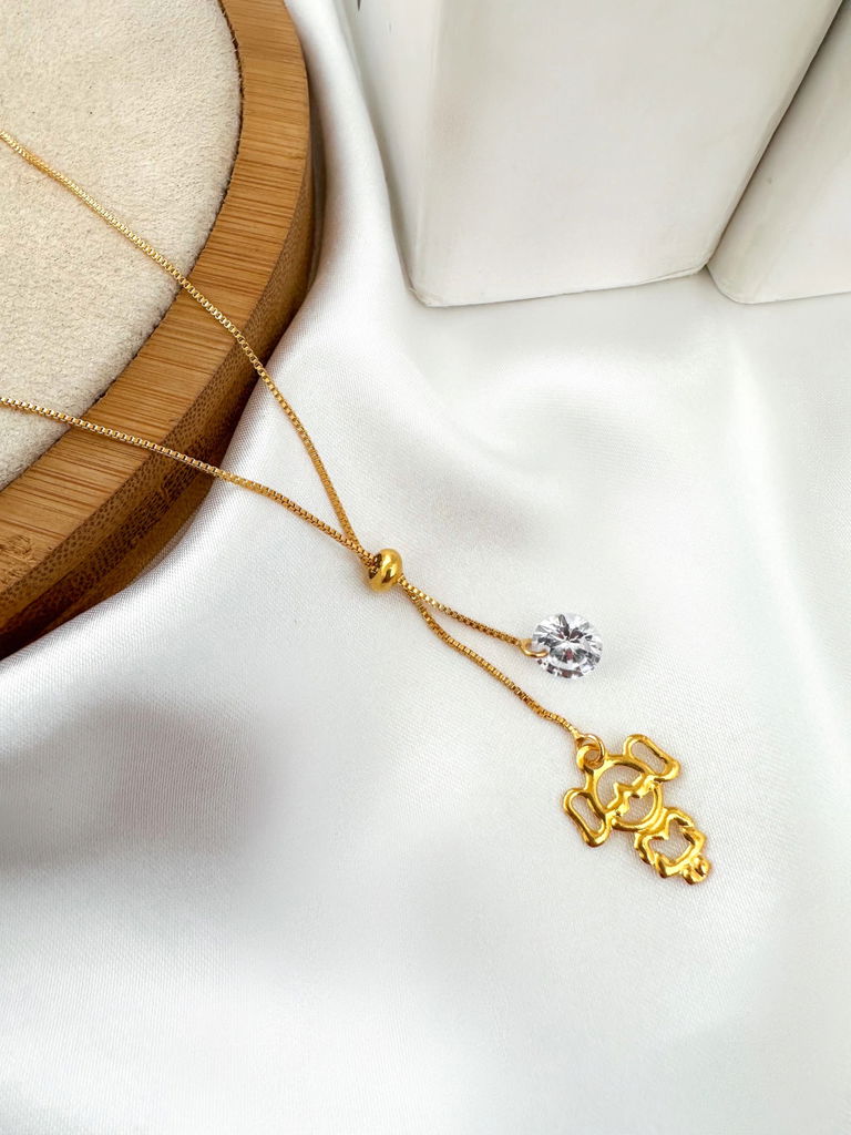 Colar gravatinha folheado a ouro 18k menino/menina com ponto de luz de zircônia