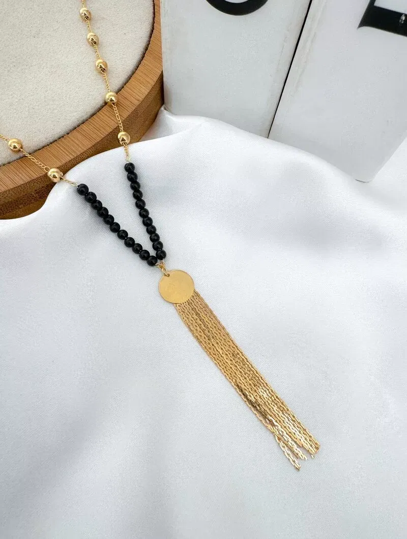 Colar Lariat Folheado a Ouro 18k Miçangas com Pingente e Franja