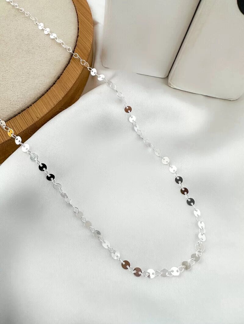 Colar Longuinho Folheado a Ouro 18k e Prata Chapinhas Lisas