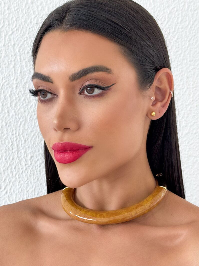 Colar Semi Joia Aro Resinado