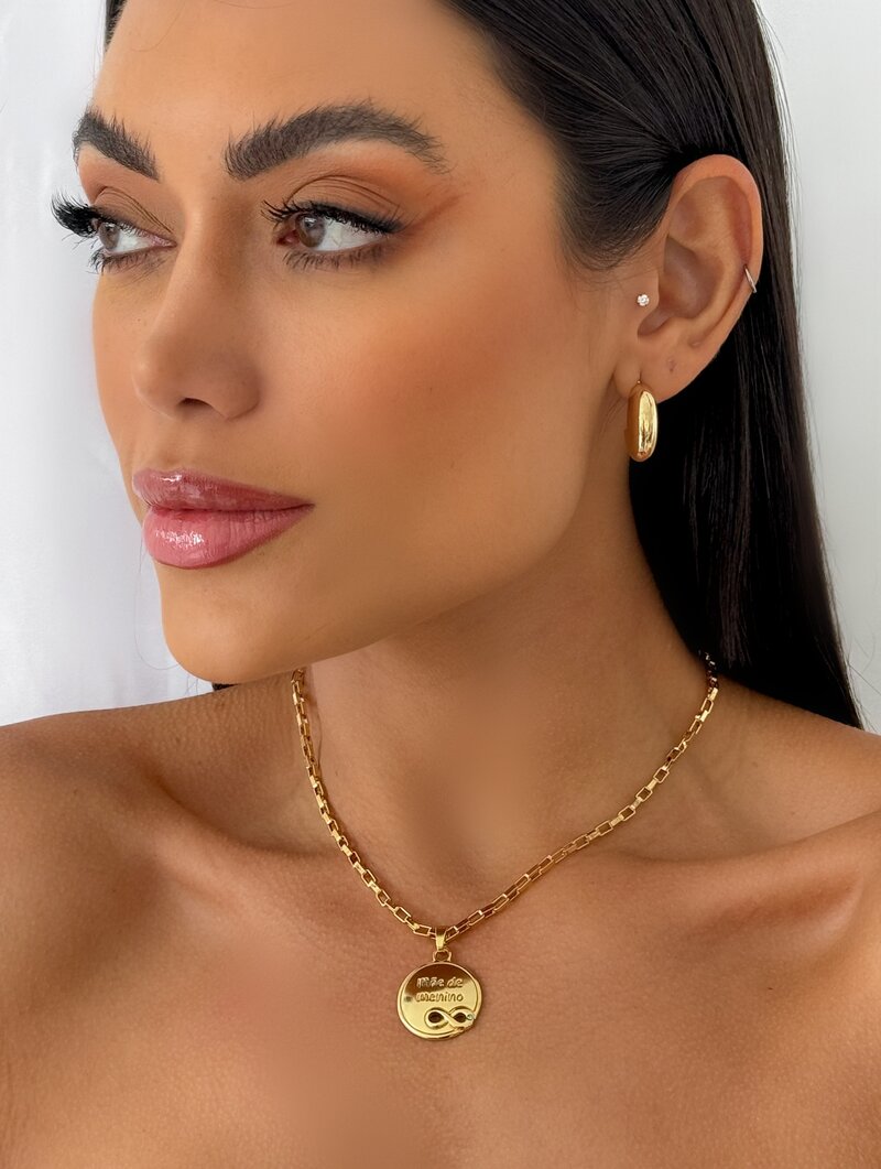 Colar Semi Joia Corrente Cartier com Pingente Mãe de Menina(o)