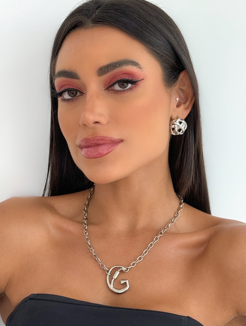 Colar Semi Joia Inicial Ouro e niquel com fecho frontal