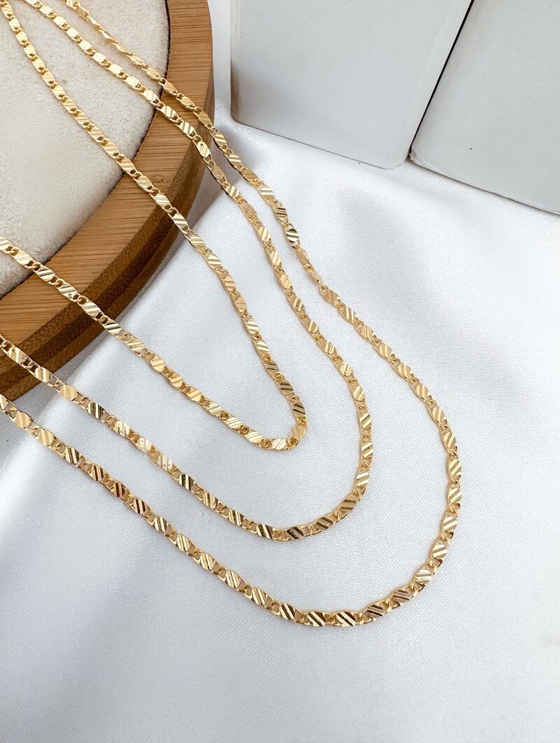 Colar Triplo Folheado a Ouro 18k Corrente Piastrine