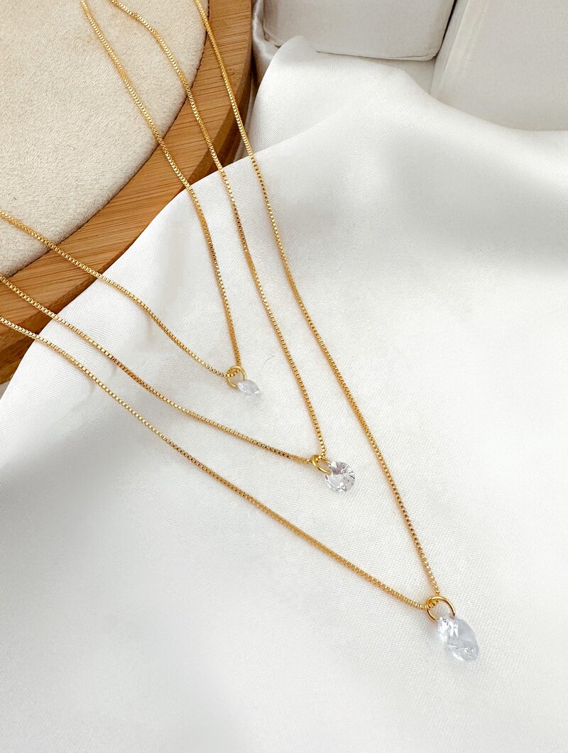 Colar Triplo Folheado a Ouro 18k e Prata 925 Com Pingentes Ponto de Luz