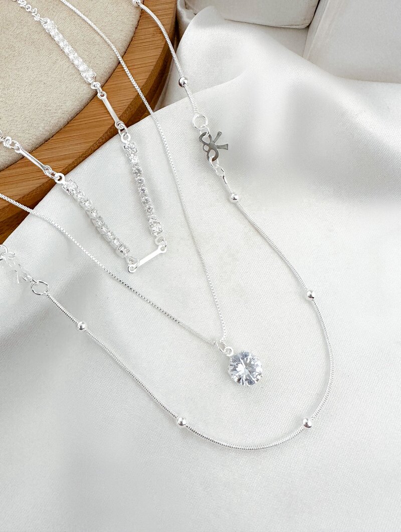 Colar Triplo Folheado a Prata 925 Laços de Zircônias