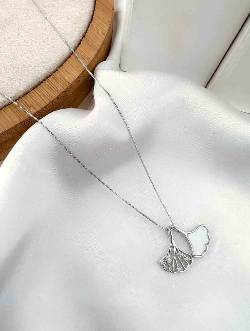 Colar Veneziana Folheado a Ouro 18k e Prata Calda de Sereia com Detalhe Resinado