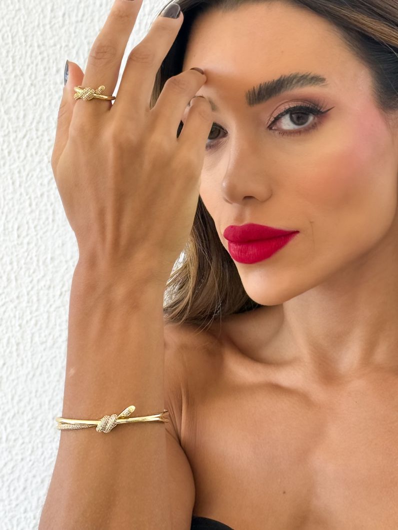 Conjunto Bracelete e Anel Folheado a Ouro 18k Design Laço Cravejado