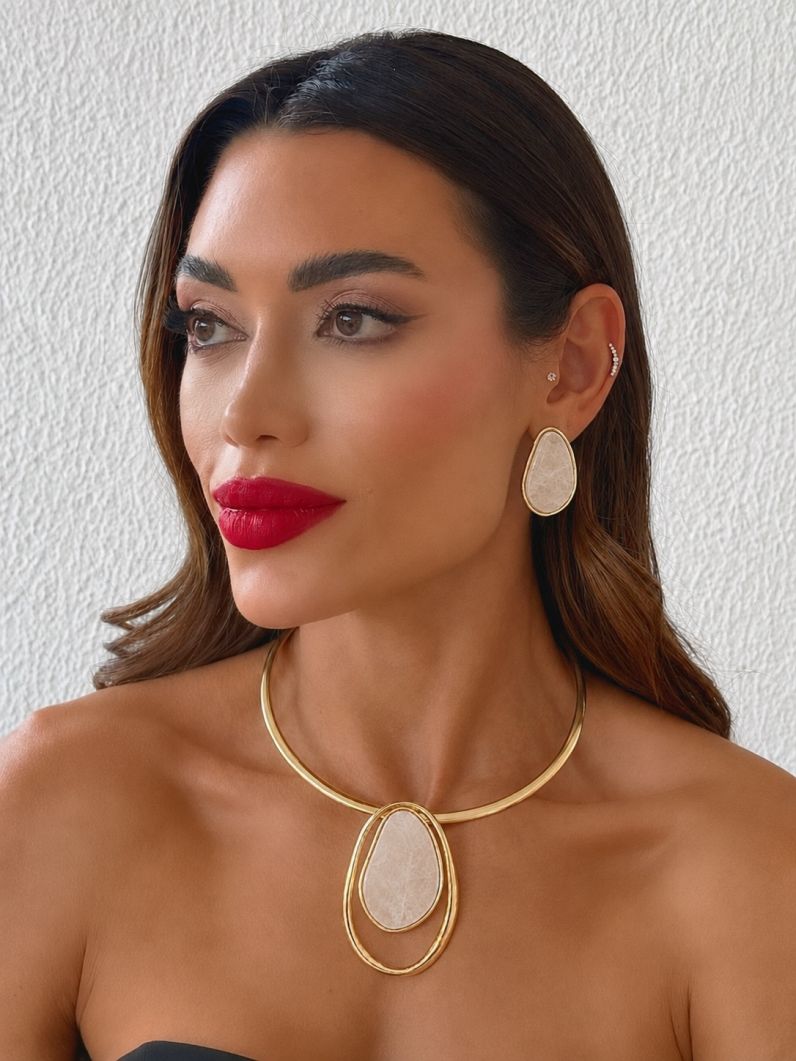 Conjunto Choker Aro e Brinco Folheado a Ouro 18k Design Resinado e Vazado