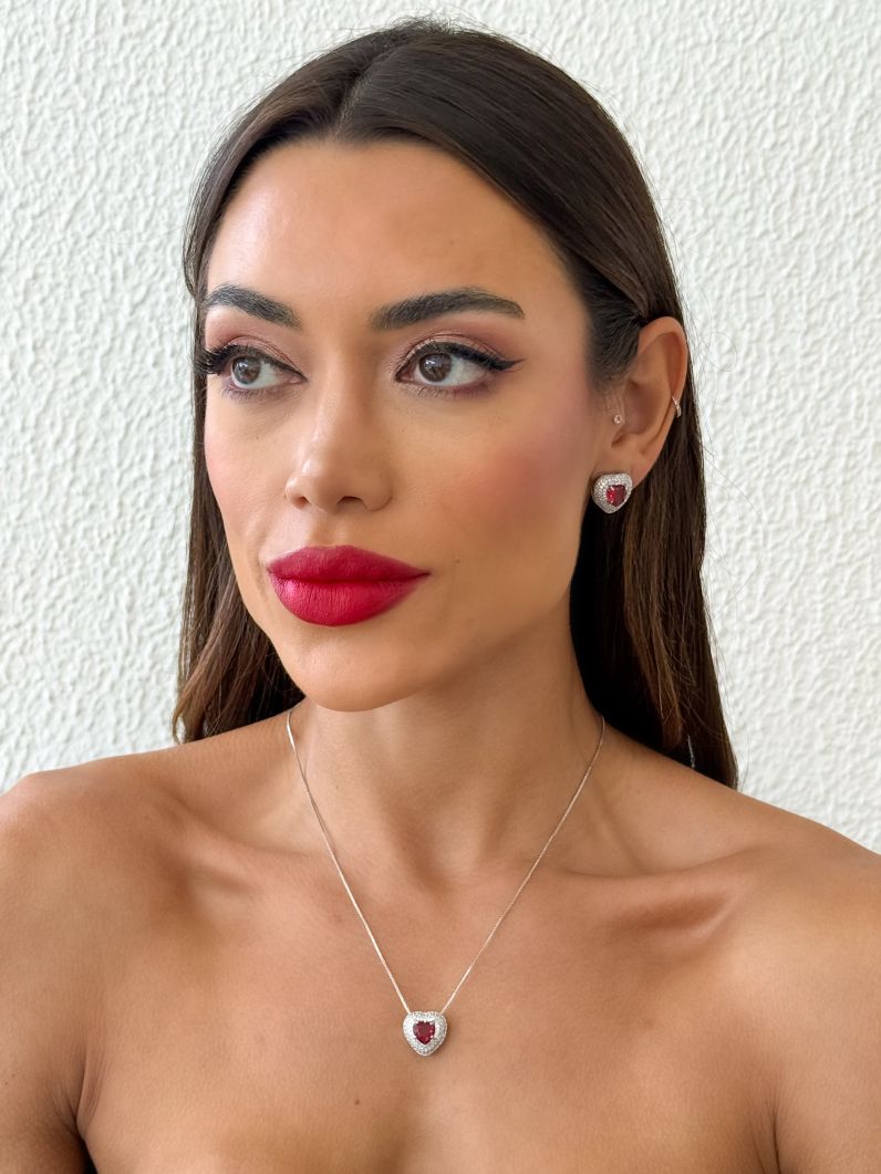 Conjunto Colar e Brinco Folheado a Ouro 18k e Prata Coração Cristal Cravejado