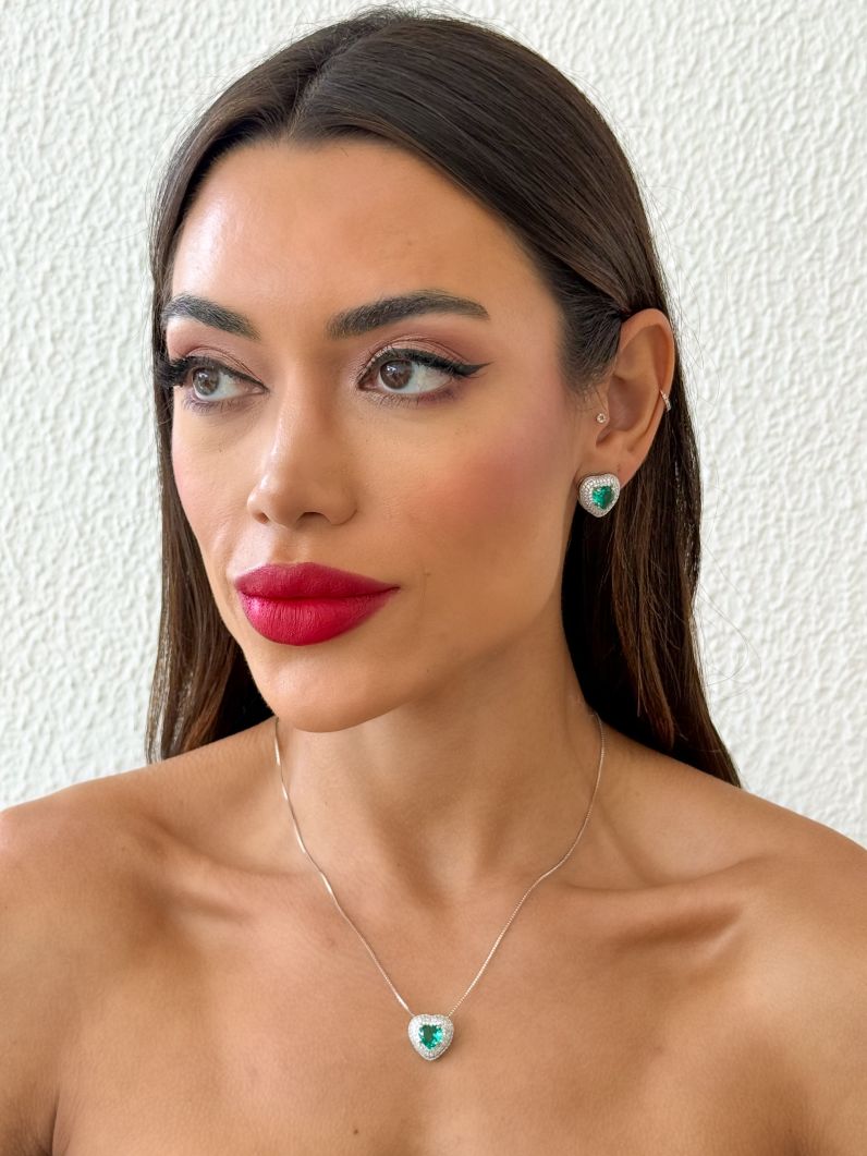 Conjunto Colar e Brinco Folheado a Ouro 18k e Prata Coração Cristal Cravejado