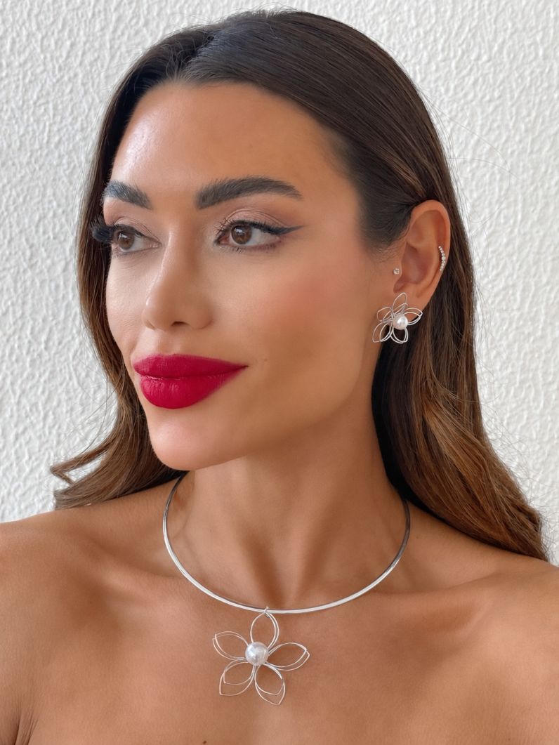 Conjunto Choker Aro e Brinco Folheado a Ouro 18k e Prata Flor de Fios com Perola
