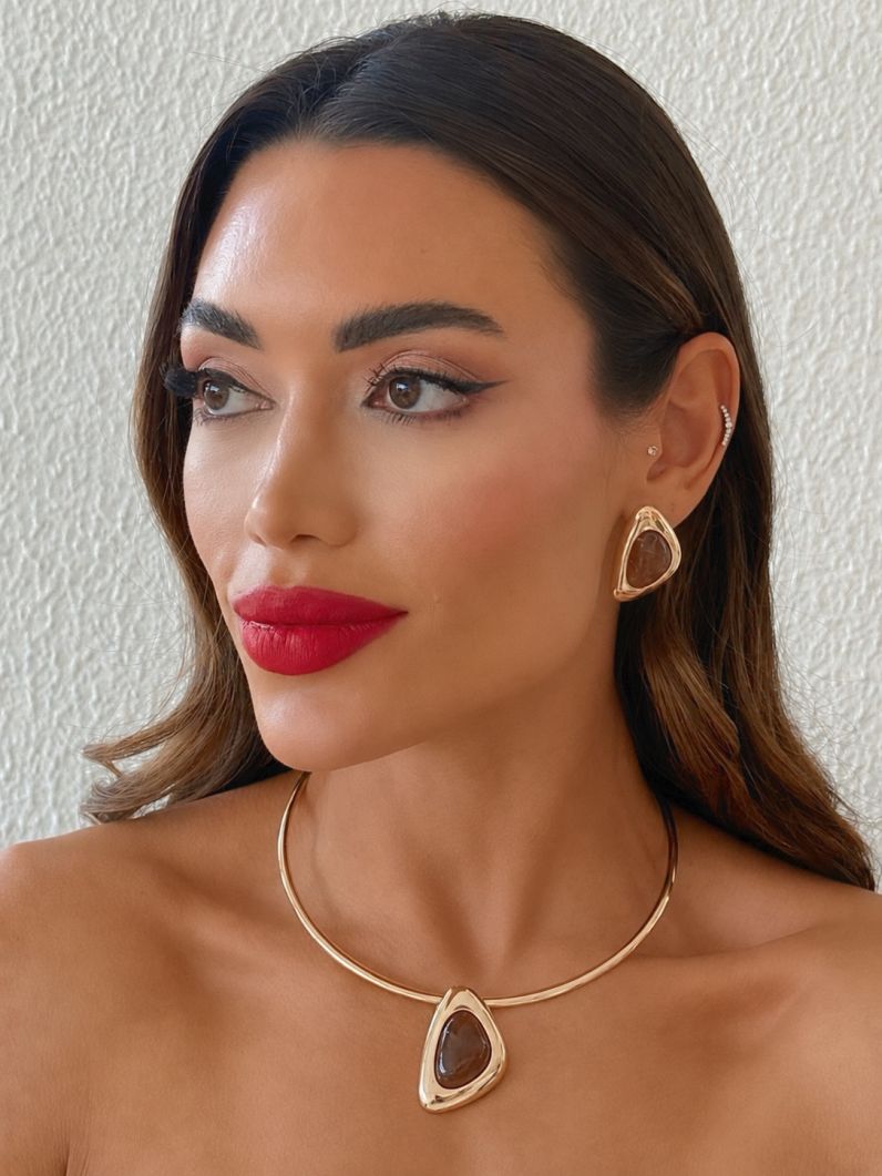 Conjunto Choker Aro e Brinco Folheado a Ouro 18k e Prata Forma Resinada e Lisa