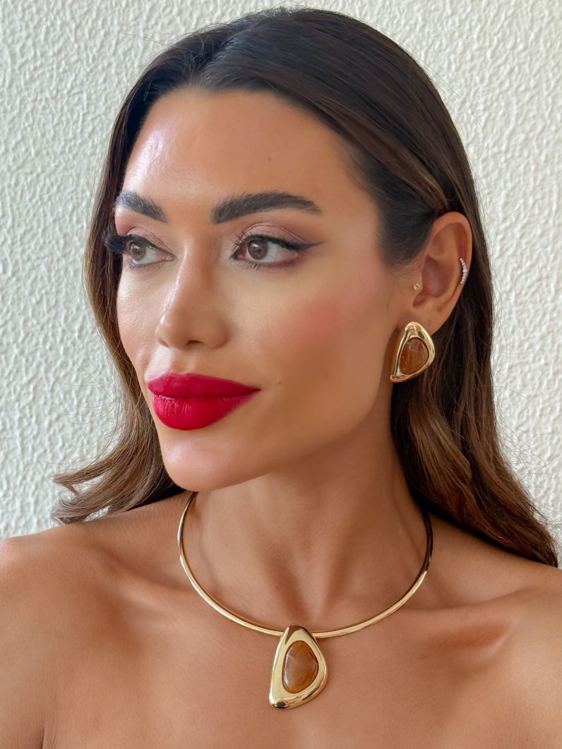 Conjunto Choker Aro e Brinco Folheado a Ouro 18k e Prata Forma Resinada e Lisa