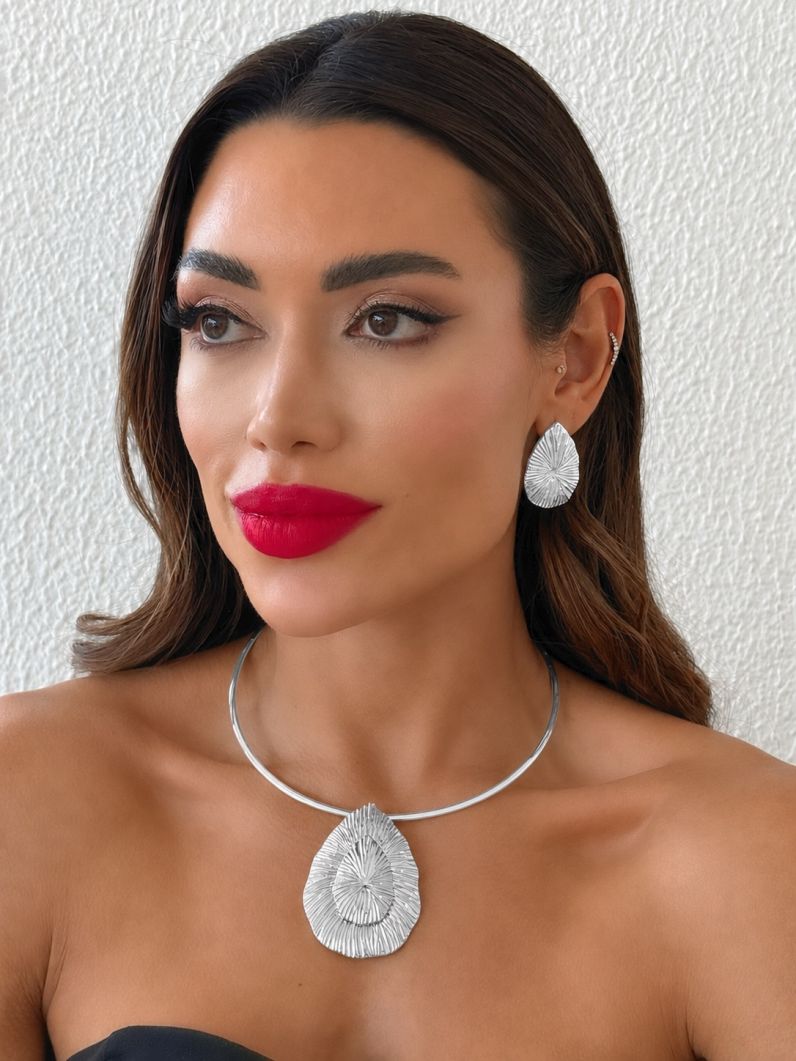 Conjunto Choker Aro e Brinco Folheado a Ouro 18k e Prata Gota Texturizada
