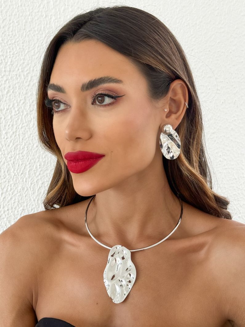 Conjunto Choker Aro e Brinco Folheado a Ouro 18k e Prata Oval Martelado