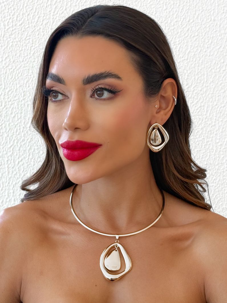 Conjunto Choker Aro e Brinco Folheado a Ouro 18k e Prata Pingente Liso