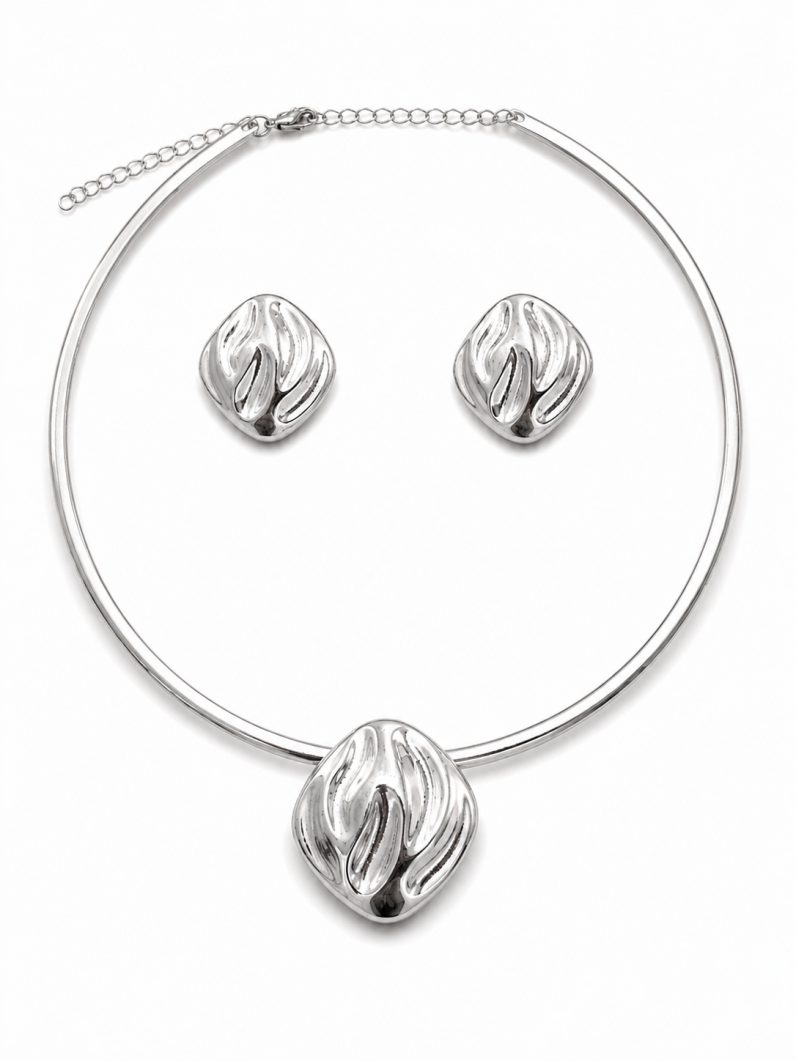 Conjunto Choker Aro e Brinco Folheado a Ouro 18k e Prata Quadrado Detalhado